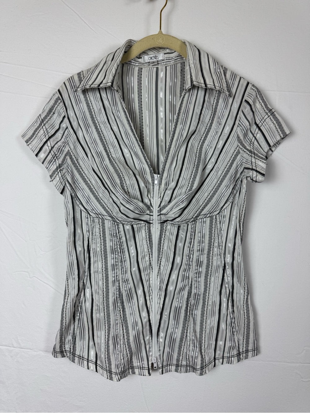 Cache Y2K Vintage Black Silver White Striped Short Sleeve ZipUp Cinched Blouse M